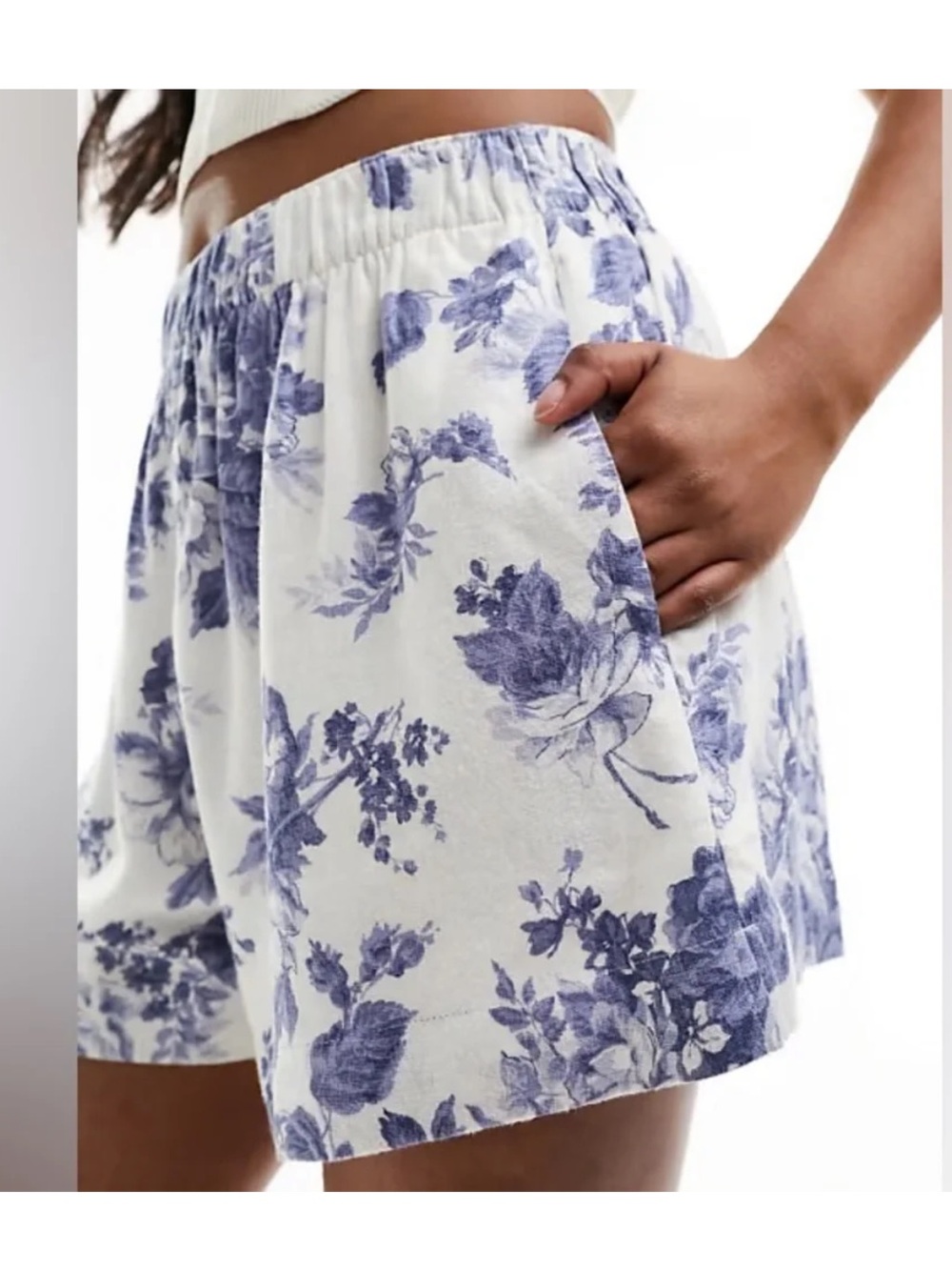 Floral Elastic-Waist Shorts